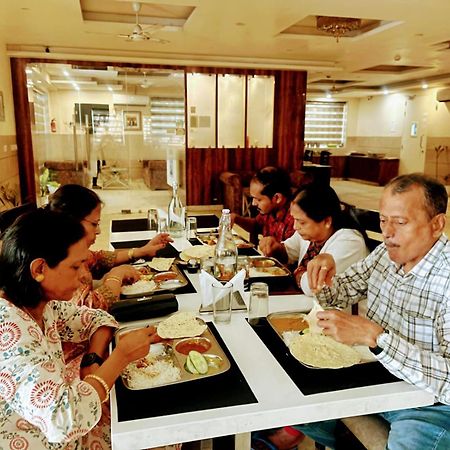 Mayda Inn- A Boutique Hotel New Delhi Ngoại thất bức ảnh